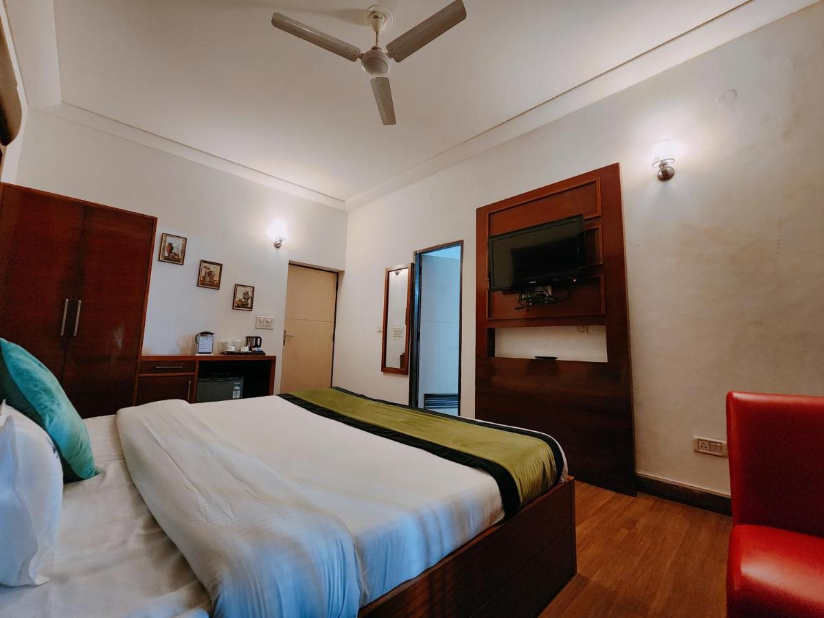 Hotel Bliss Kasauli Exterior photo