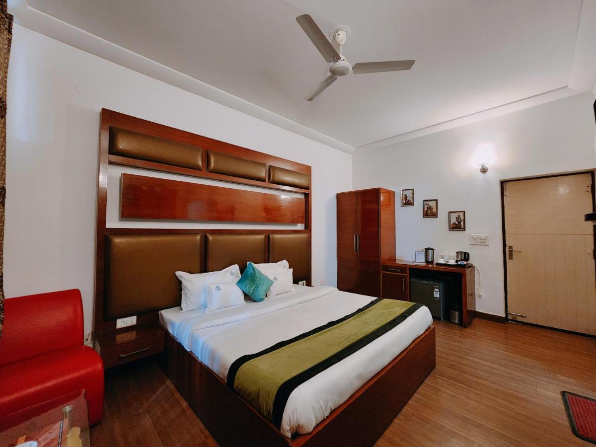 Hotel Bliss Kasauli Exterior photo